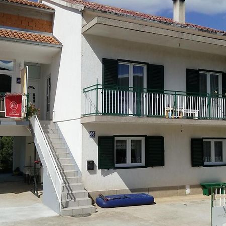 Apartments Tinka Grebastica Exterior photo